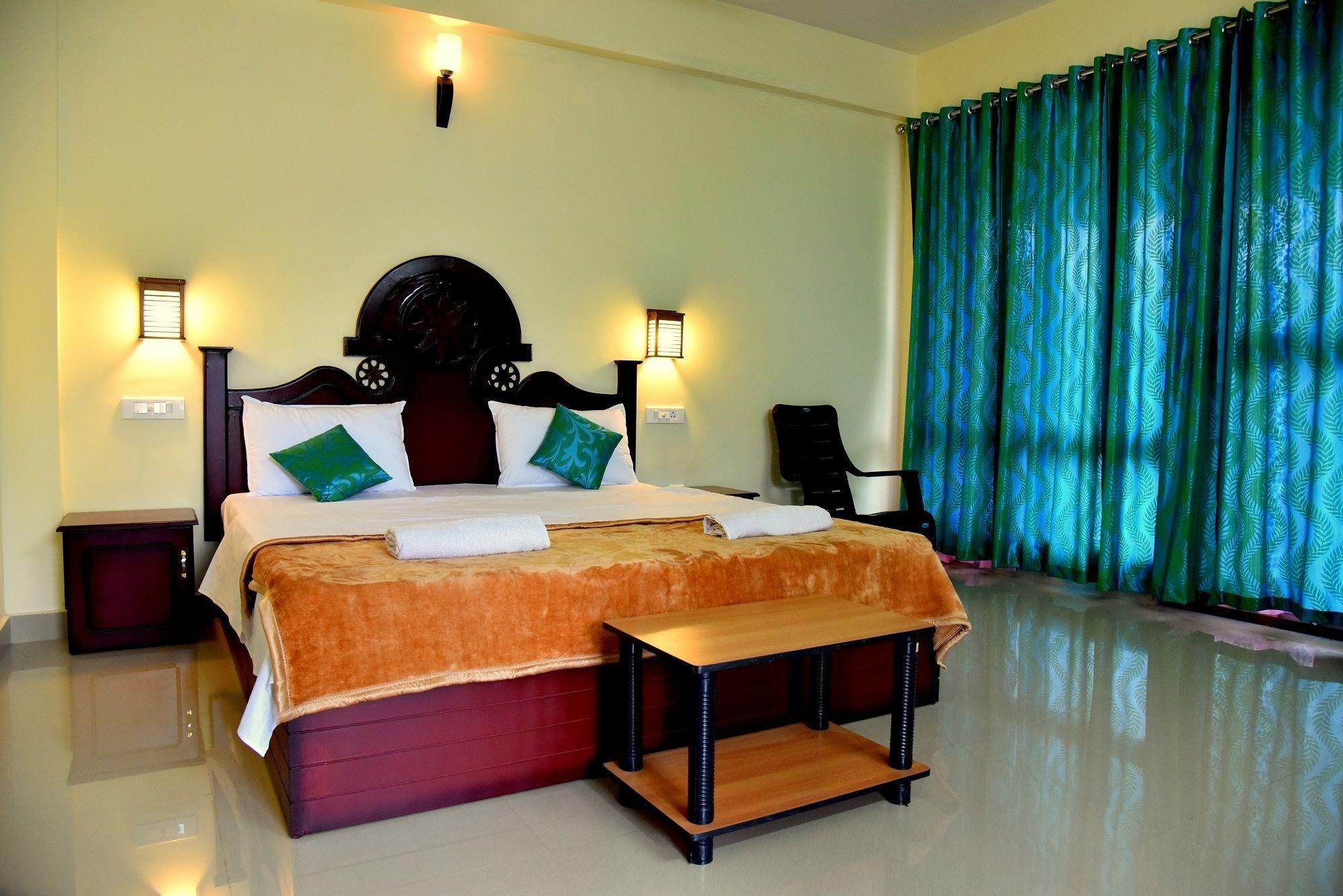 Jungle Palace Homestay Thekkady Luaran gambar