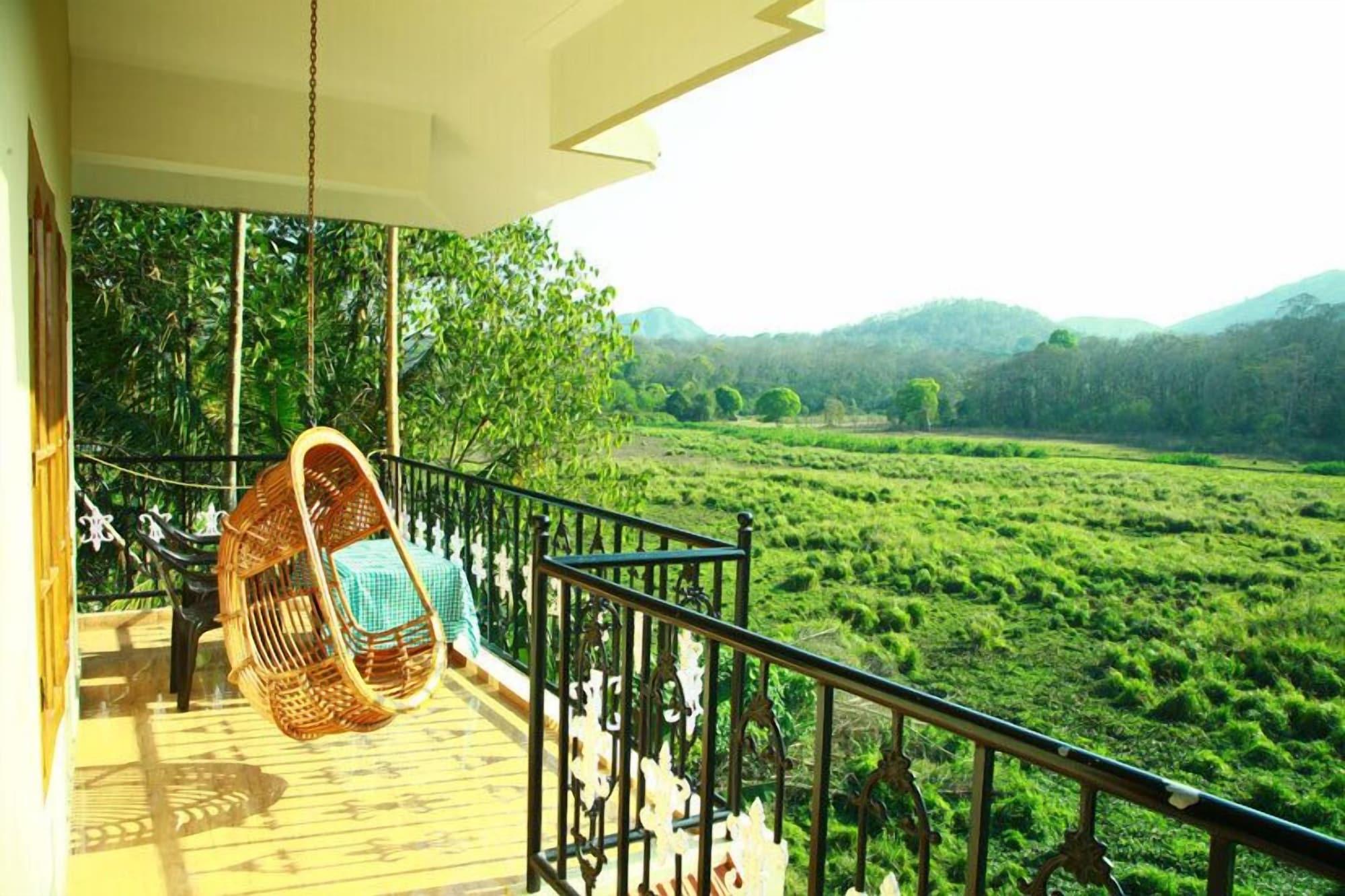 Jungle Palace Homestay Thekkady Luaran gambar