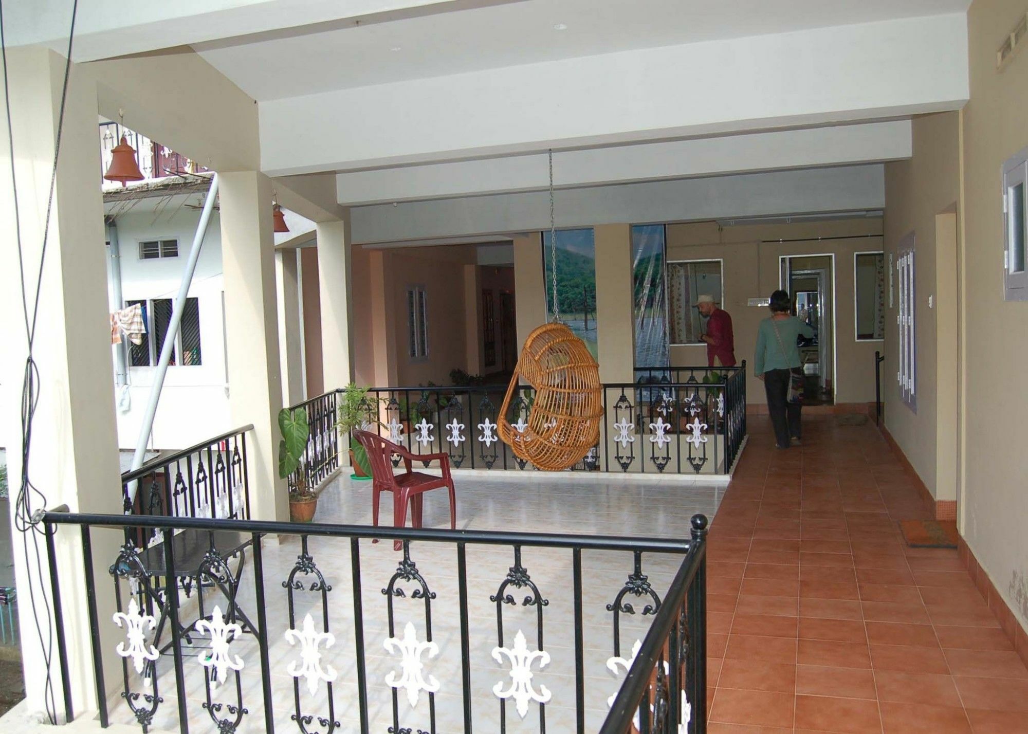Jungle Palace Homestay Thekkady Luaran gambar